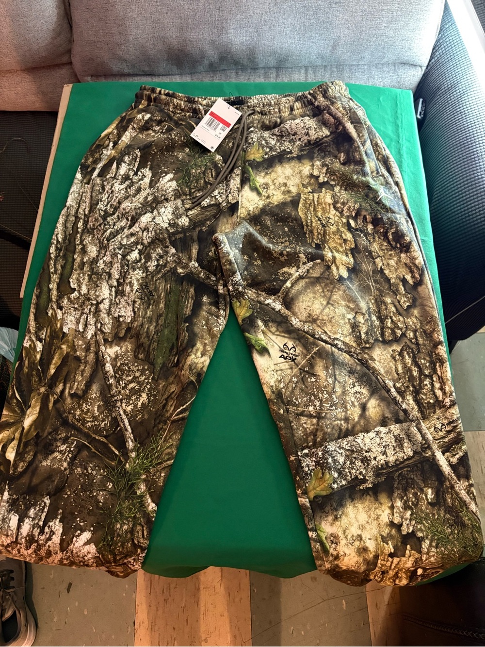New pants camo Jordan , Large